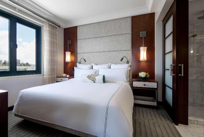 חדר דלוקס, Golden Tulip Essential Makassar