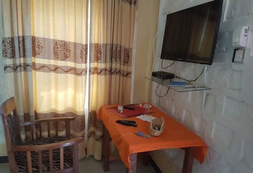 اتاق استاندارد, Sanfields Lodwar Camp