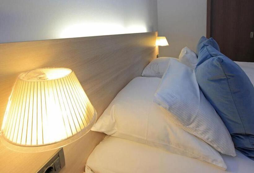 标准工作室, Schelf Gmbh & Co. Kg