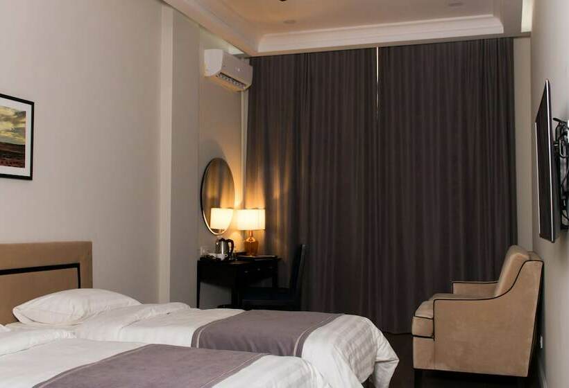 Cameră Standard, Madison