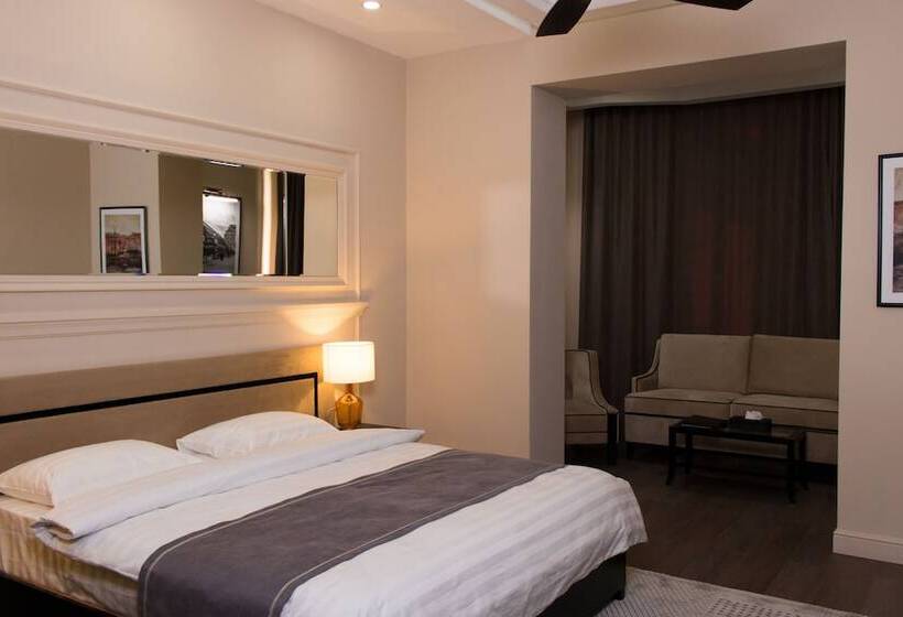 Cameră Deluxe, Madison