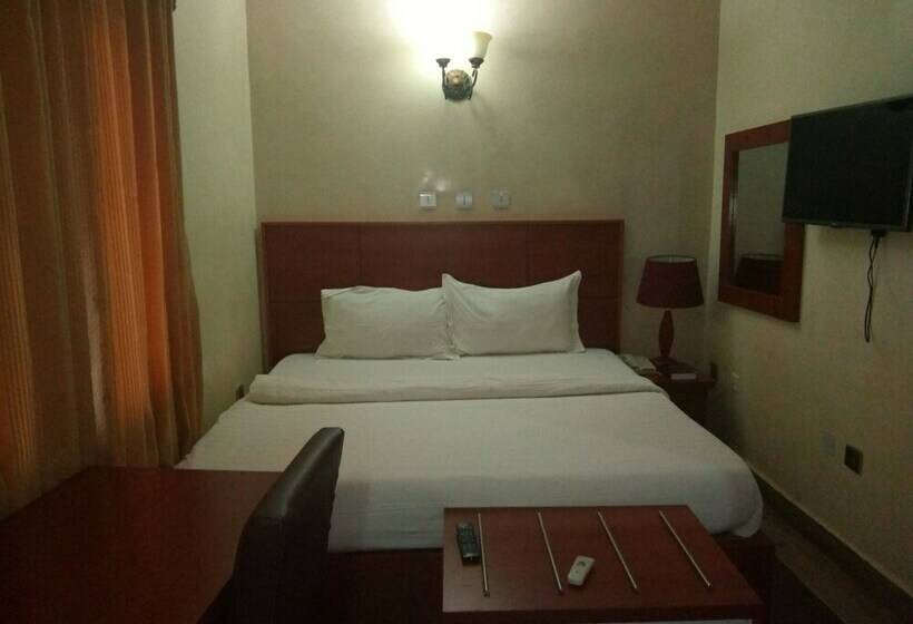 اتاق استاندارد با تخت دوبل, Top Rank Hotel Galaxy Enugu