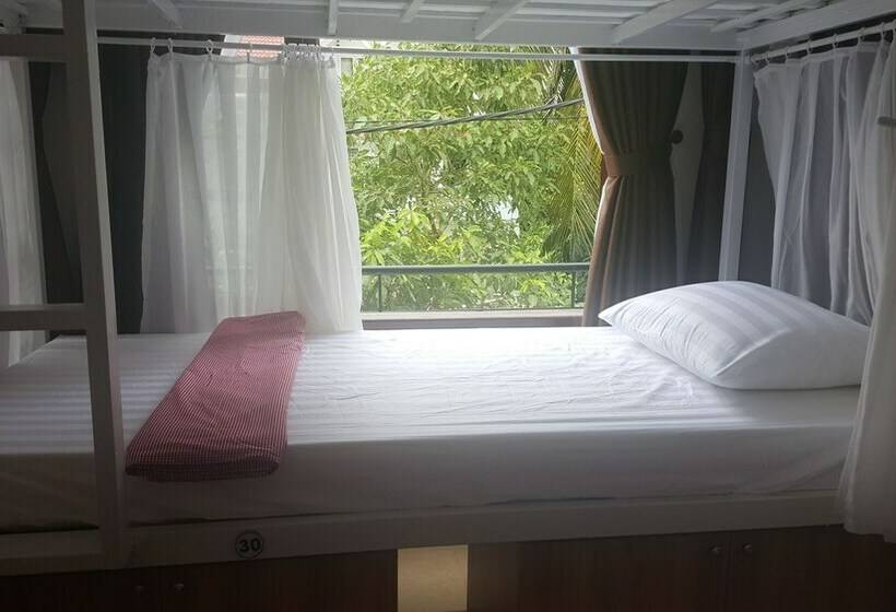 تختخواب در اتاق مشترک, Amy 2 Hostel Hue