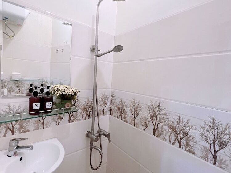 تختخواب در اتاق مشترک, Amy 2 Hostel Hue