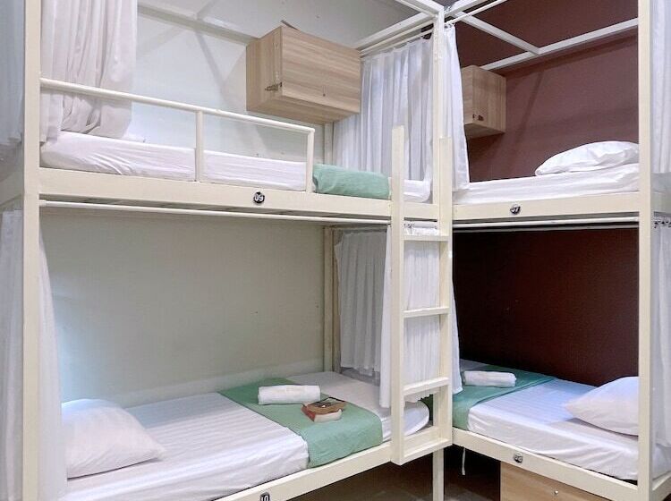 تختخواب در اتاق مشترک, Amy 2 Hostel Hue