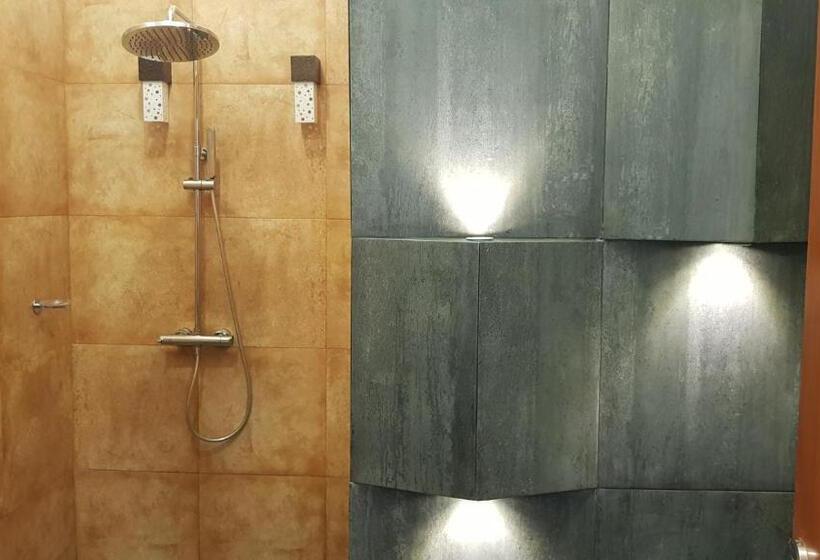 豪华房间, Blue Whale Resort & Kite Surfing