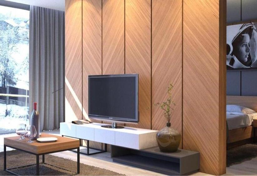 آپارتمان 1 خوابه با چشم‌انداز, Eleven Hotel And Hall