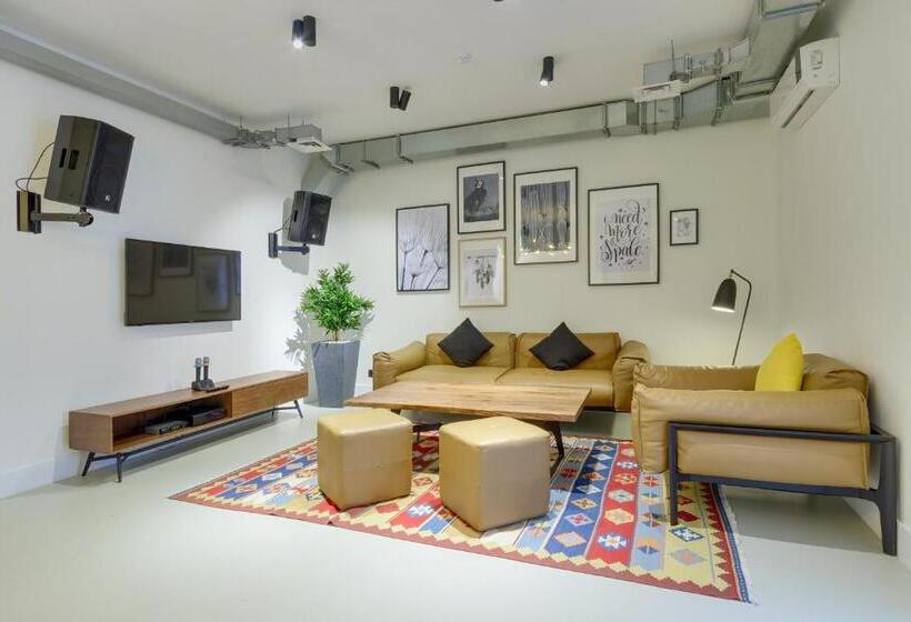 آپارتمان سوپریور 1 خوابه, Eleven Hotel And Hall