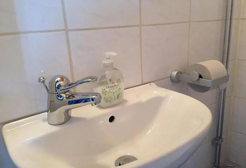 Standard-huone, Hagaborg Bed & Breakfast