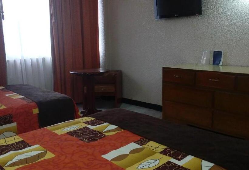 스탠다드 룸, Cabildos