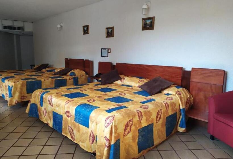 4인용 스탠다드 룸, Cabildos