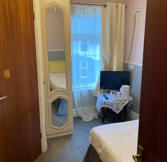 חדר סטנדרט, Iona