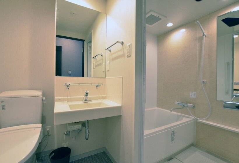 غرفة قياسية, Kikitsu Station