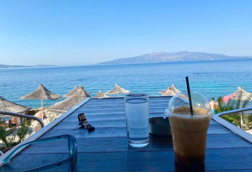 غرفة قياسية ثلاثية, Metali