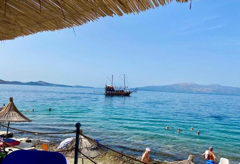 غرفة قياسية ثلاثية, Metali