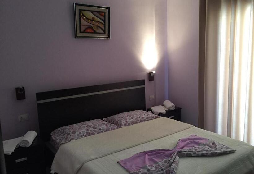 جناح عائلي, Metali