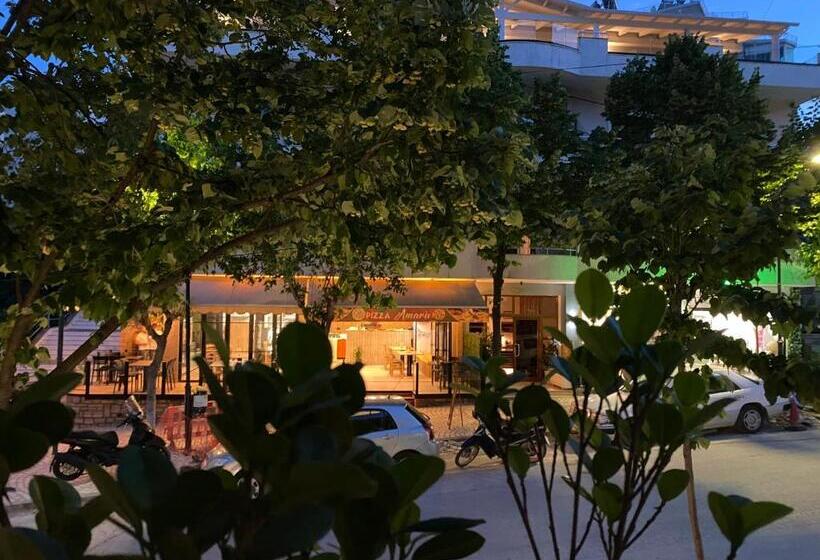 جناح عائلي, Metali