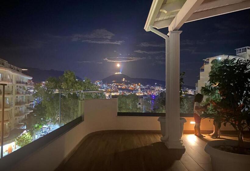 شقة سوبريور غرفة واحدة, Metali