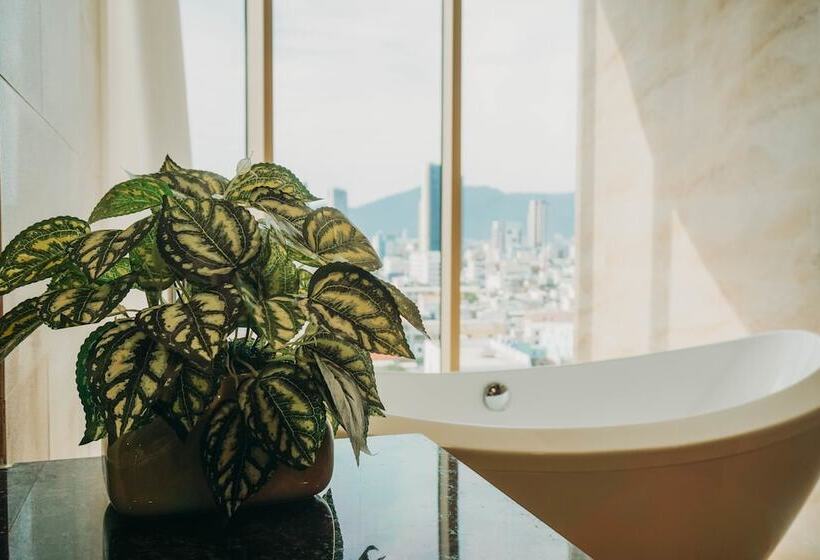 سوئیت با چشمانداز رودخانه, Mitisa Hotel Da Nang   Near Dragon Bridge