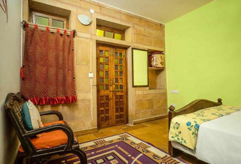 스탠다드 룸, Rajmandir