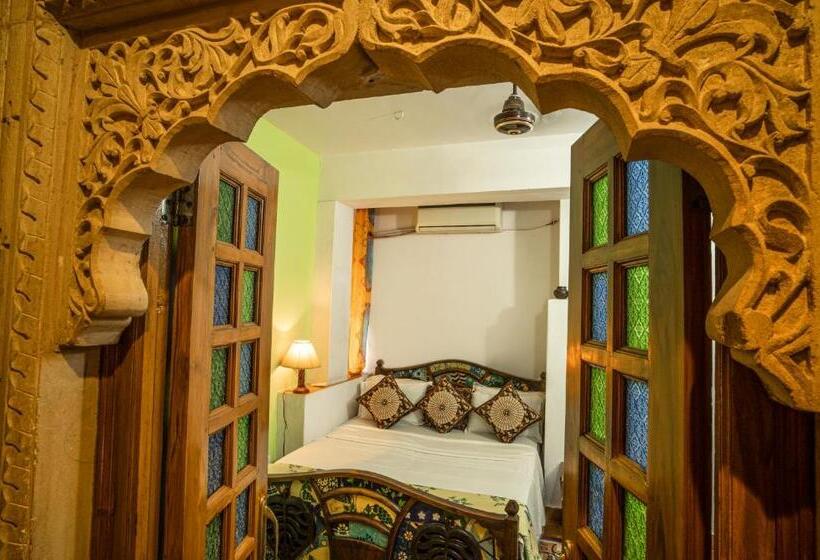 스탠다드 룸, Rajmandir