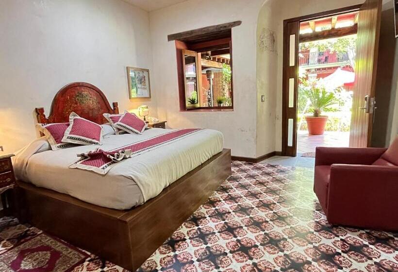 سوییت سوپریور, Siglo Xvii Art Gallery