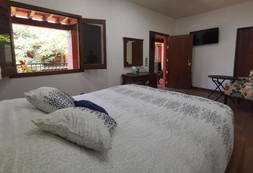 اتاق لوکس, Siglo Xvii Art Gallery