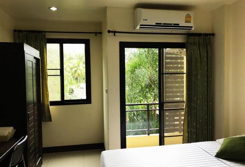 Quarto standart com varanda, T.p. Place