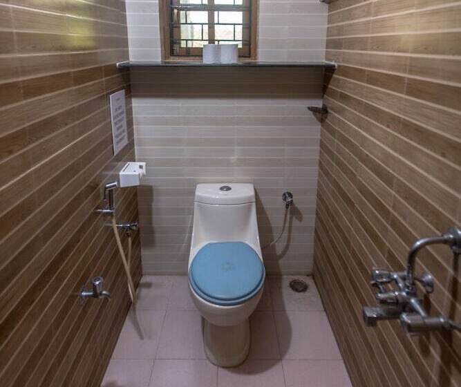 共用房间的床, Moustache Goa Cowork Hostel