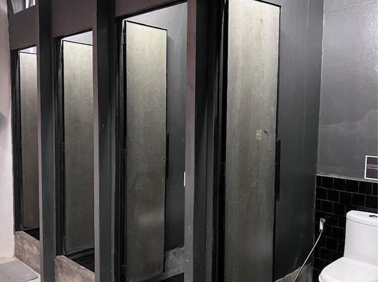 Standard-huone, Hugger Hostel