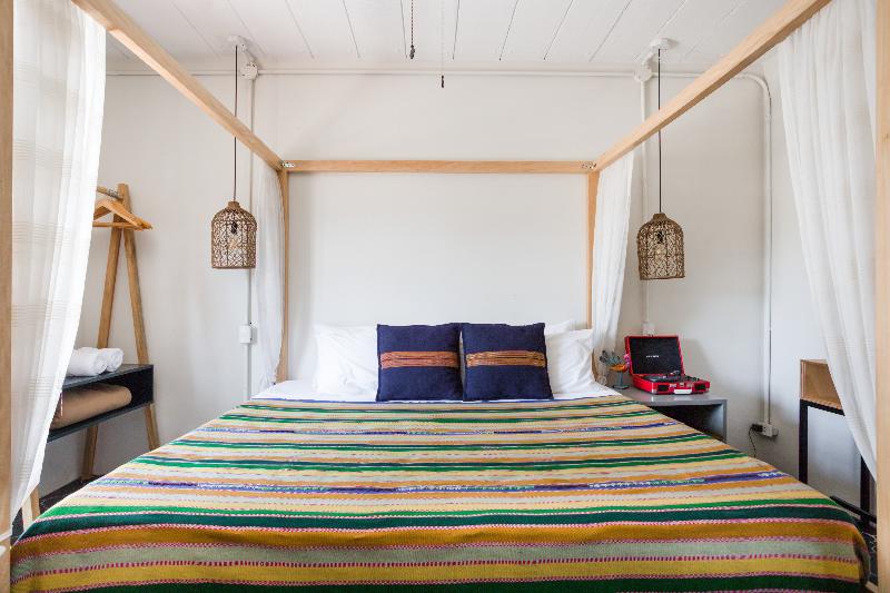 اتاق لوکس, Socialtel Antigua Formerly Selina Antigua