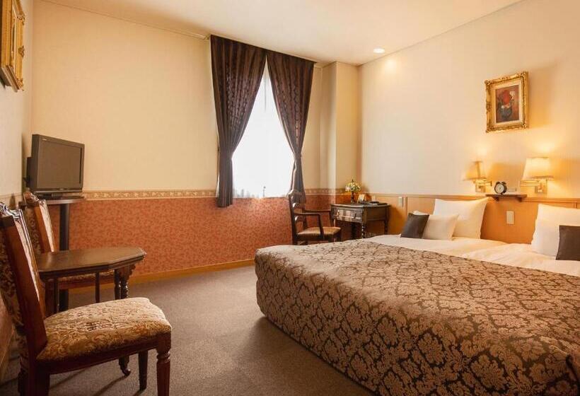 חדר סטנדרט, Chres