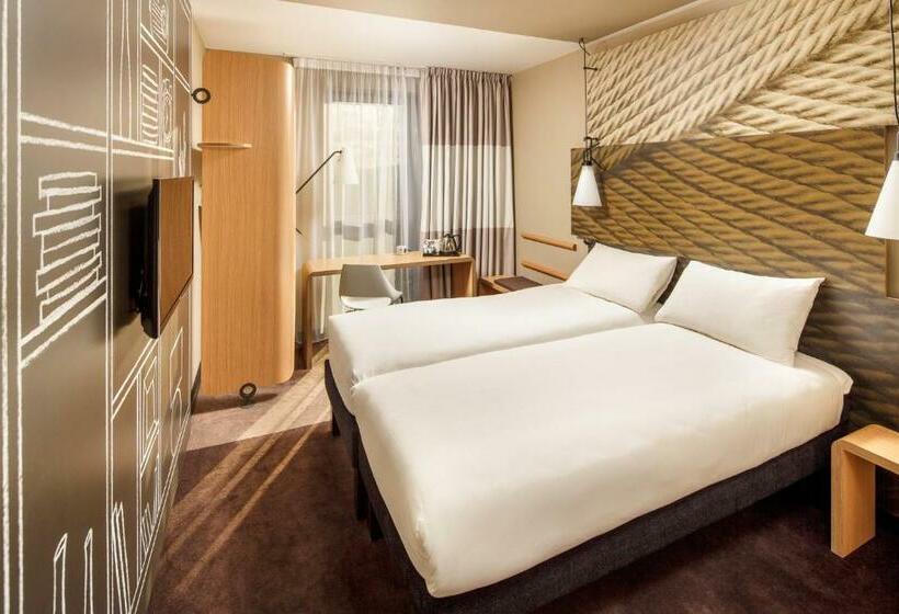 Номер Стандарт, Ibis London Canning Town