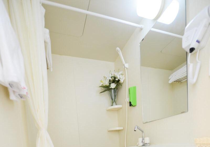 חדר סטנדרט, Shell Shenyang Medical University Four Courtyard North Tower Railway Station