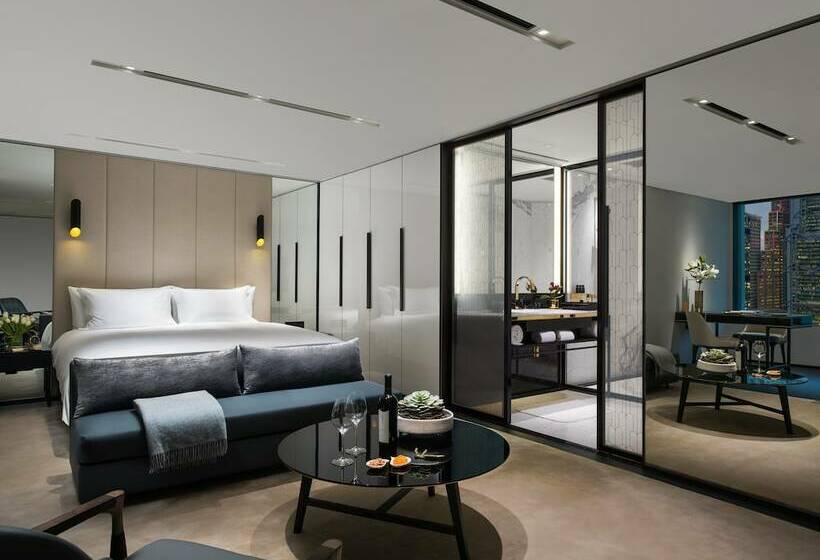 اتاق لوکس, The Murray, Hong Kong, A Niccolo