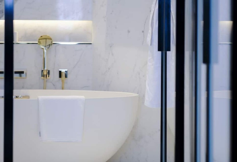 اتاق استاندارد, The Murray, Hong Kong, A Niccolo