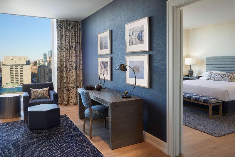 اتاق لوکس, The Murray, Hong Kong, A Niccolo