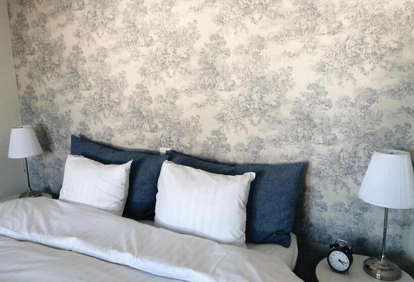 חדר דלוקס, Spirans Rum Och Logi