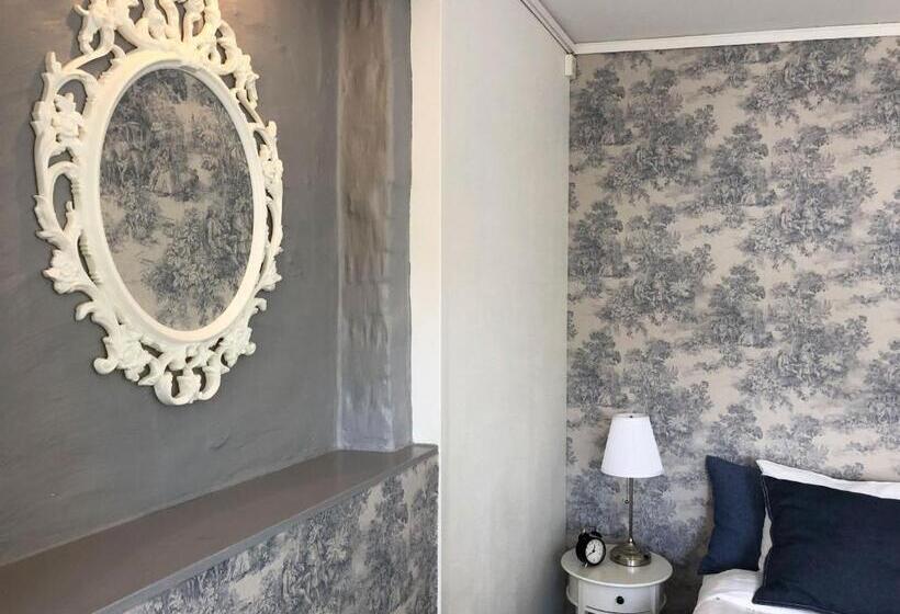 חדר דלוקס, Spirans Rum Och Logi