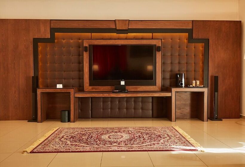 سوئیت ریاست جمهوری 2 خوابه, Bristol Palace