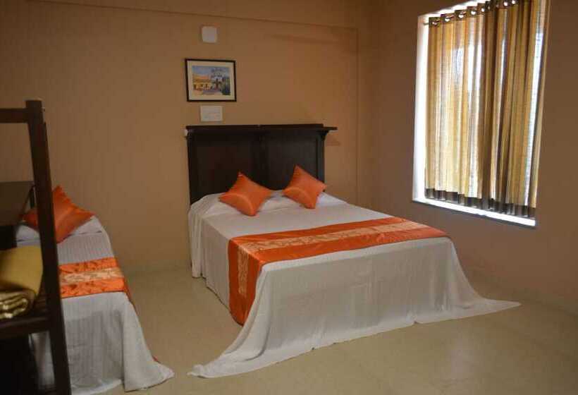 חדר סטנדרט לארבעה, Dimar Beach