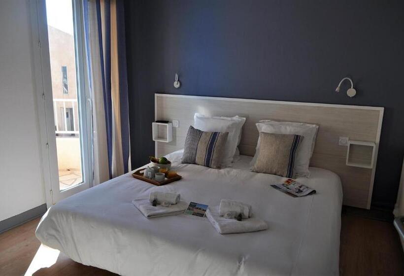 Номер Стандарт с Балконом, Hôtel De La Mer