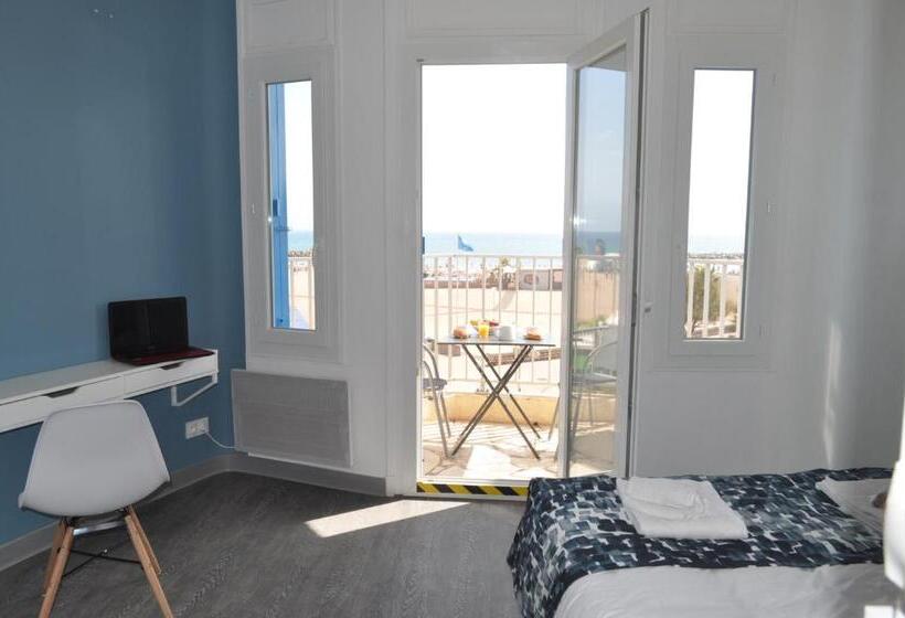 Номер Комфорт, Hôtel De La Mer
