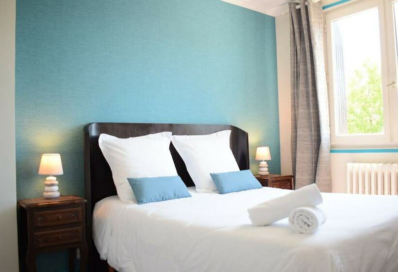 标准间, Source De La Vallée