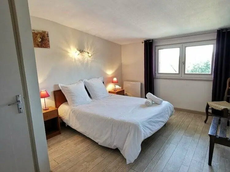 Chambre Triple Standard, Source De La Vallée
