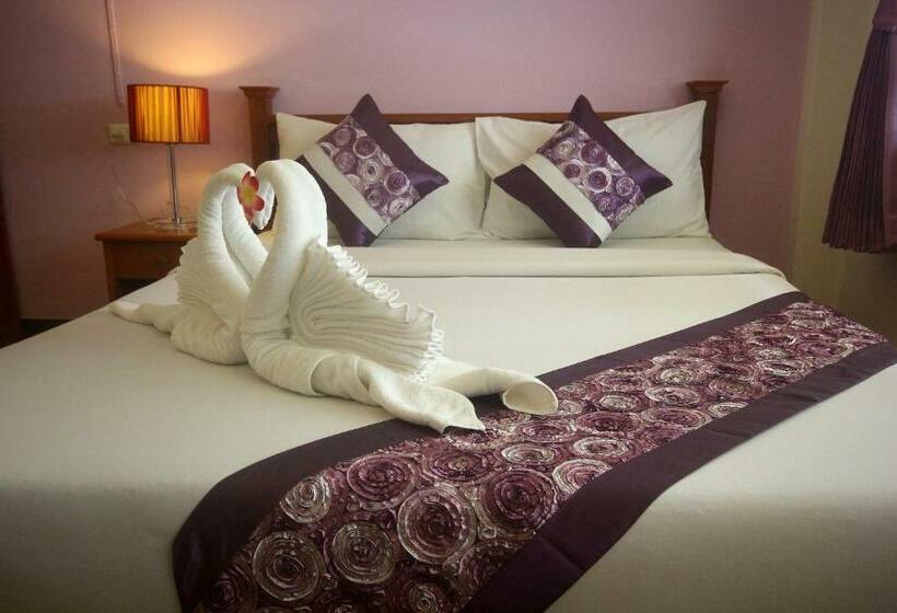 디럭스 룸, Myplace@surat