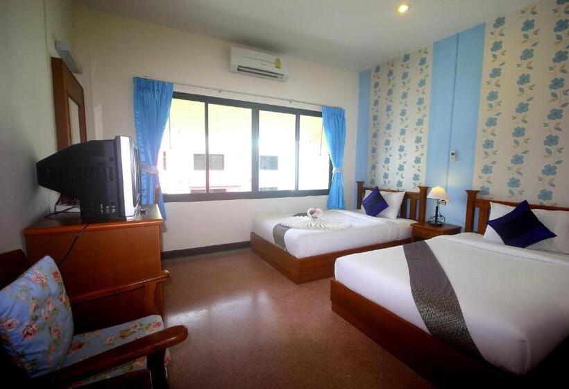 Номер Deluxe, Myplace@surat