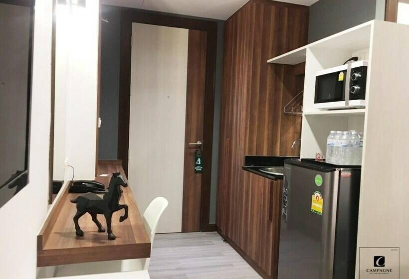 Quarto Deluxe, Campagne Hotel And Residence   Sha Plus