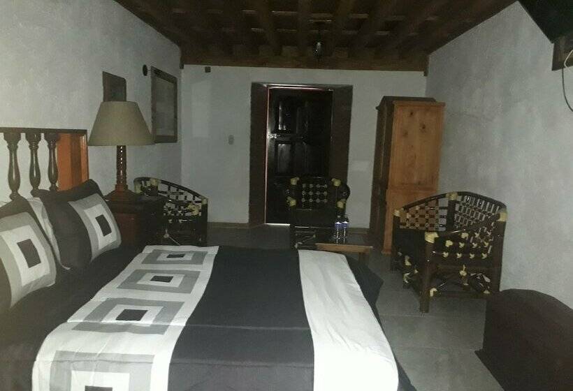 غرفة قياسية, El Cristo