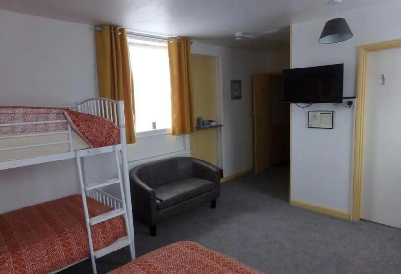 スタンダード４人部屋, St Annes